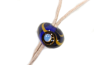 Bracco Original Pfeifriemen aus den natürlichen Materialien, handgewickelte Perle- Pfote, magisches Auge, 2